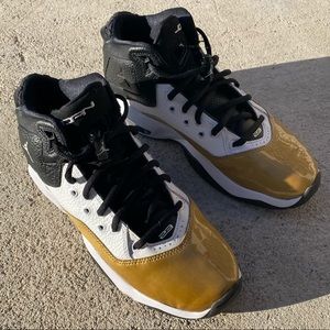 Nike jordan sneakers black white gold